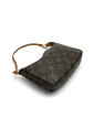 pre-owned-toile-pochettes-minaudieres