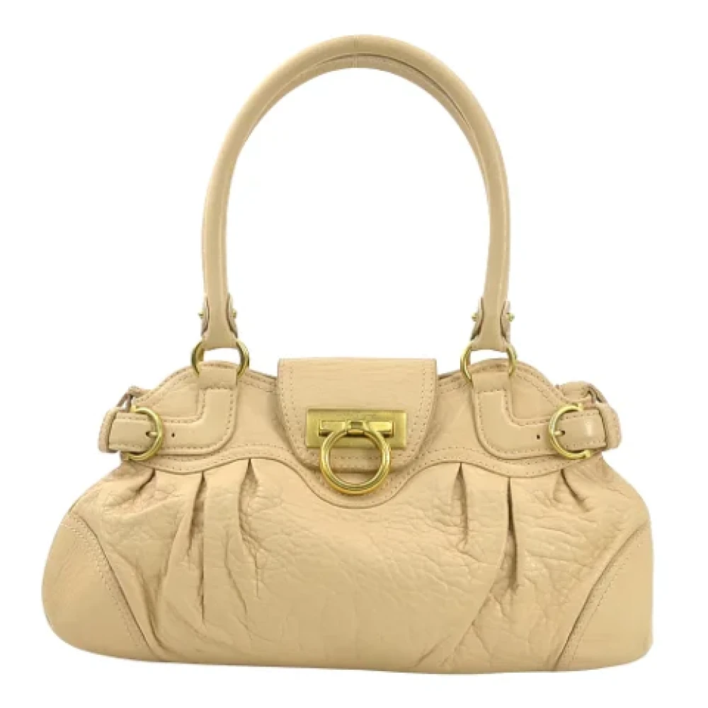 Salvatore Ferragamo Pre-owned Leather handbags Beige Dames