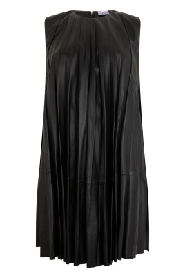 Shop Dresses from Red Valentino online on Miinto Shop Dresses from Red Valentino online on Miinto