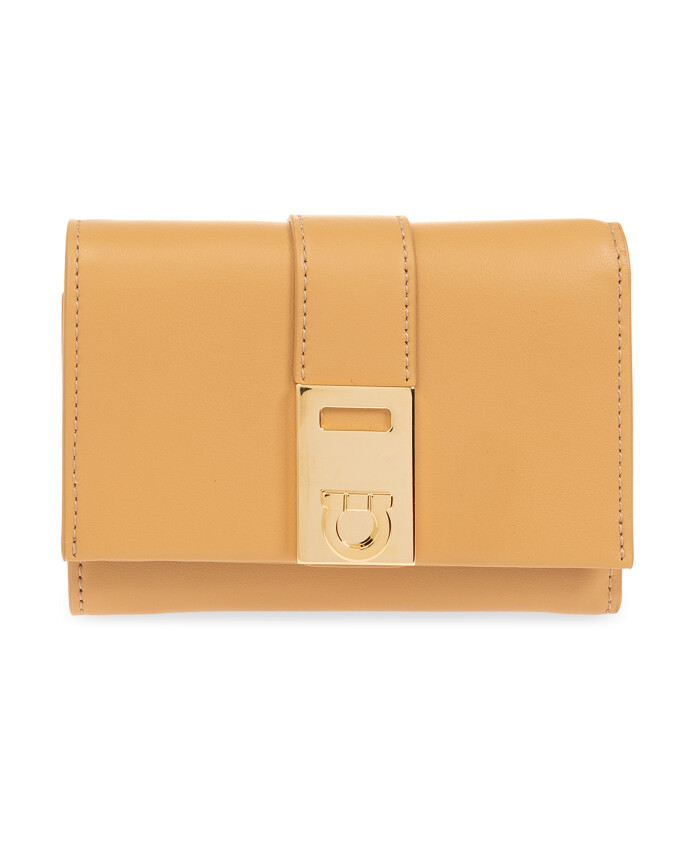 wallets-andamp-cardholders