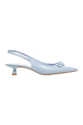 escarpins-bleus-en-cuir-a-bout-pointu