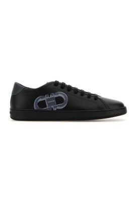 stylish-sneakers-for-men-and-women