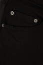 jeans-en-denim-classiques-pour-un-usage-quotidien