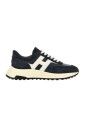 chaussures-en-cuir-de-veau-a-la-mode