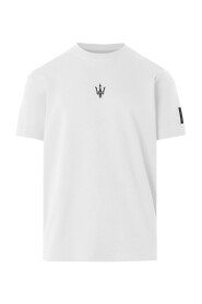 Białe koszulki i pola Maserati