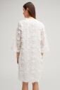 robe-dand-39-ete-brodee-florale