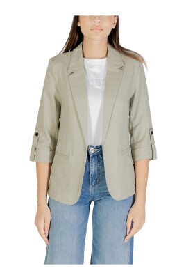 green-blazer-with-lapel-collar