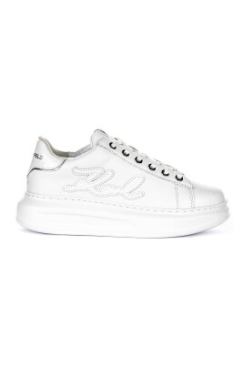 kapri-signia-sneakers