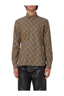 chemise-a-manches-longues-beige-elegante-confortable