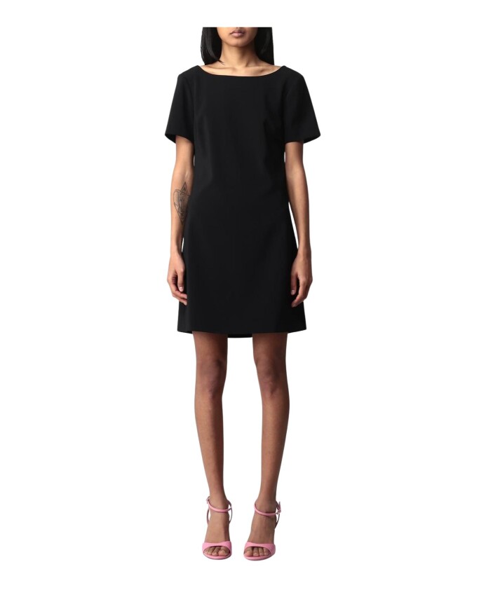 elegante-robe-droite-a-encolure-bateau