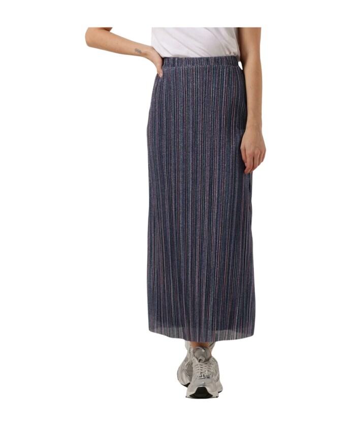 aurelia-rok-in-paars