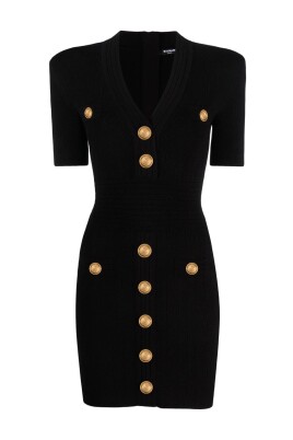 robe-noire-elegante-vetements-pour-femmes