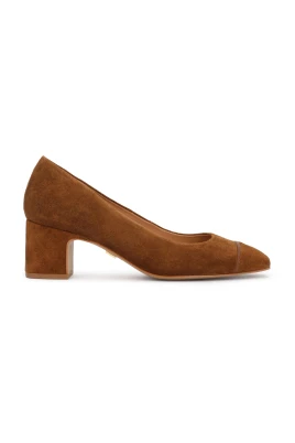 Klassiska Pumps i Mocka