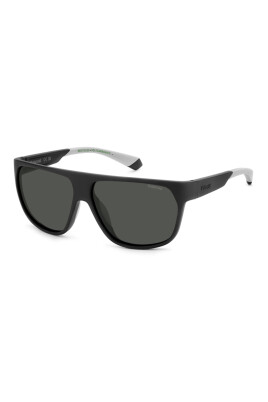 matte-black-sunglasses-with-grey-polarized