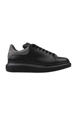 black-oversized-sneakers-for-men