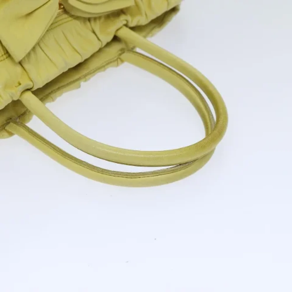 Prada Vintage Pre-owned Leather handbags Yellow Dames