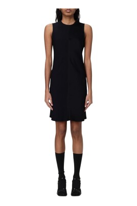 robe-mini-sans-manches-noire