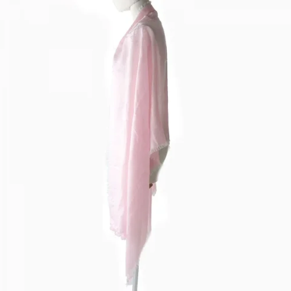 Salvatore Ferragamo Pre-owned Wool scarves Pink Dames
