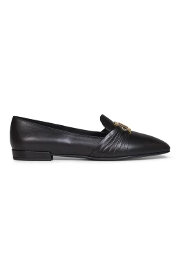 Ferragamo platta skor