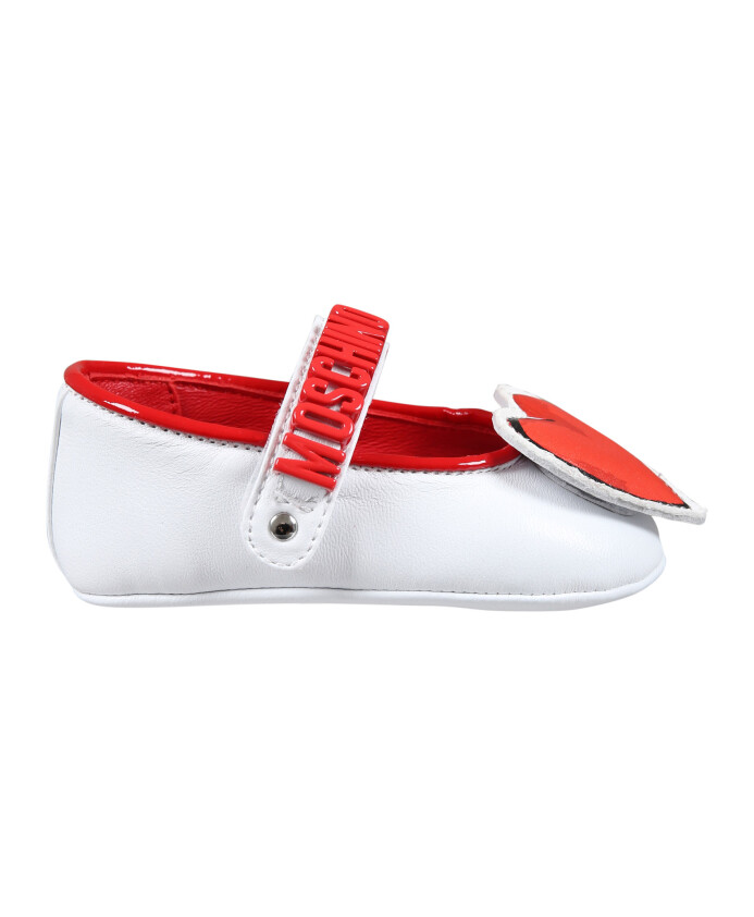 ballerines-en-cuir-blanc-avec-coeur