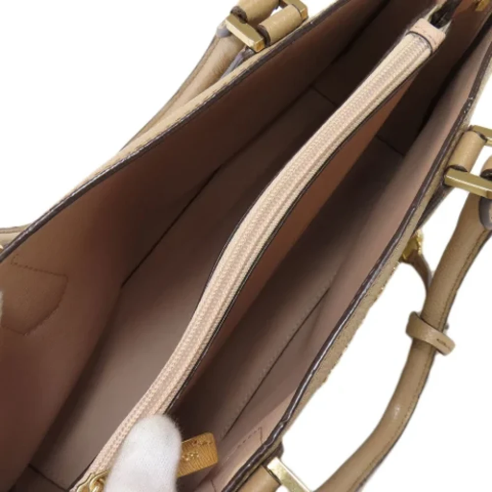 Michael Kors Pre-owned Leather handbags Beige Dames