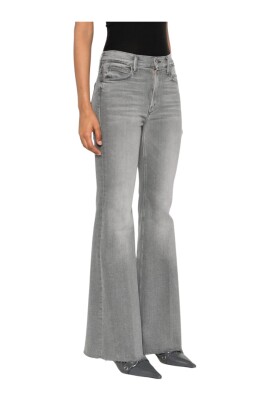 stylish-blue-jeans-for-women