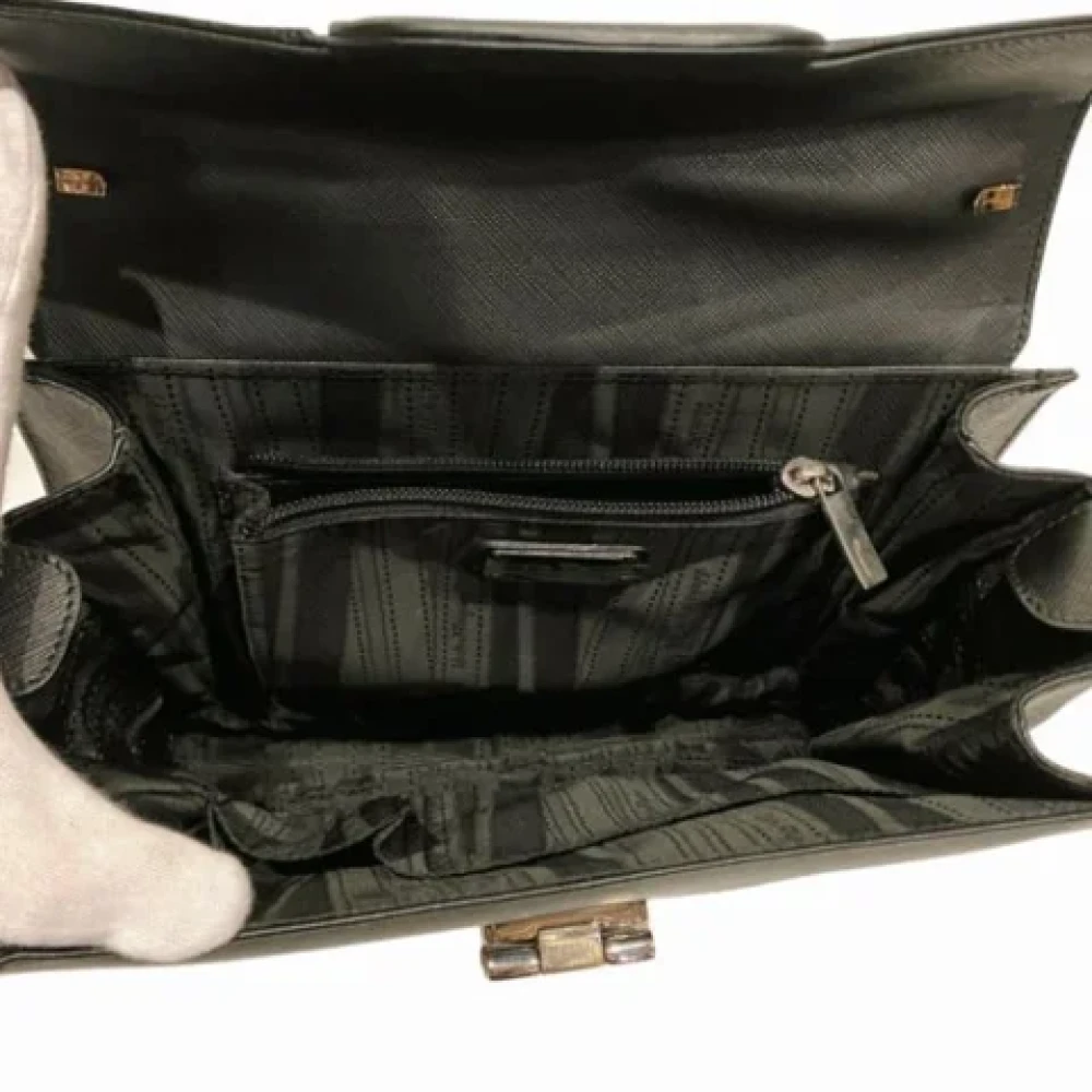 Salvatore Ferragamo Pre-owned Leather handbags Black Dames