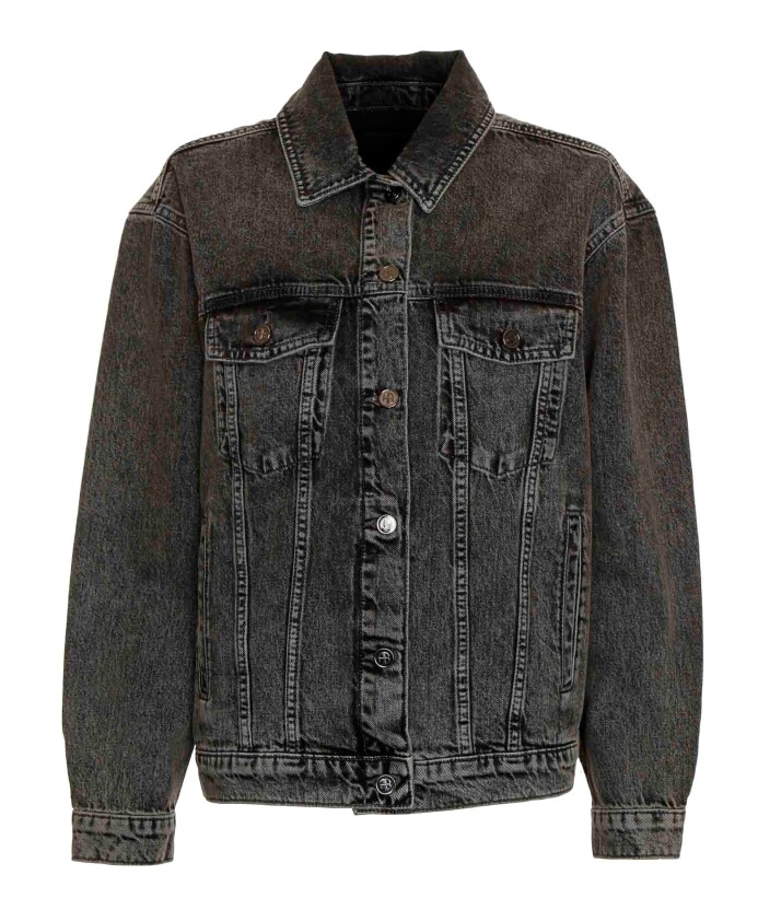 veste-en-jean-gris-decontractee