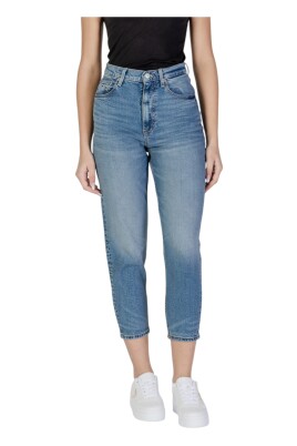 regular-womens-jeans-spring-summer-collection