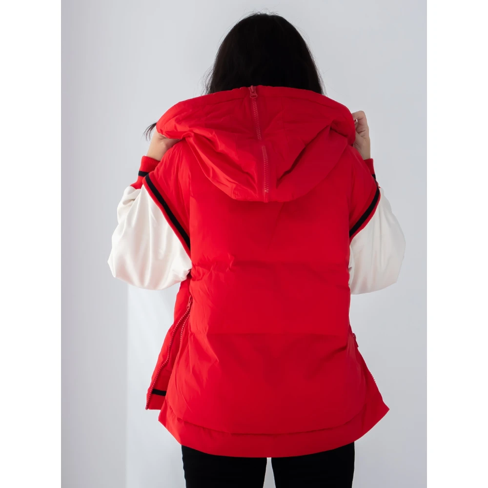 Essentiel Antwerp Varsity Gewatteerde Pufferjas in Rood Red Dames