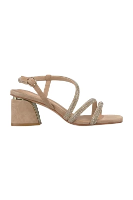 Sandal med bred klack