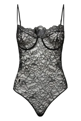 Lace Body Skull