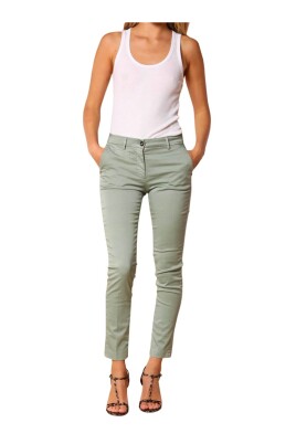 slim-fit-gronne-chino-bukser