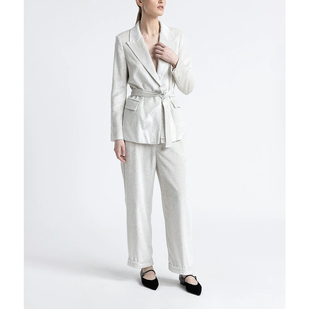 PESERICO Vloeibare ribfluwelen single-breasted blazer White Dames