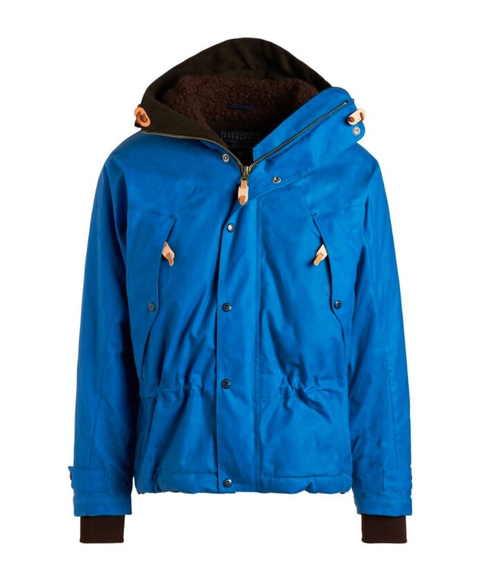 clear-blue-jackets