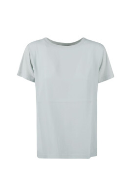 round-neck-t-shirt