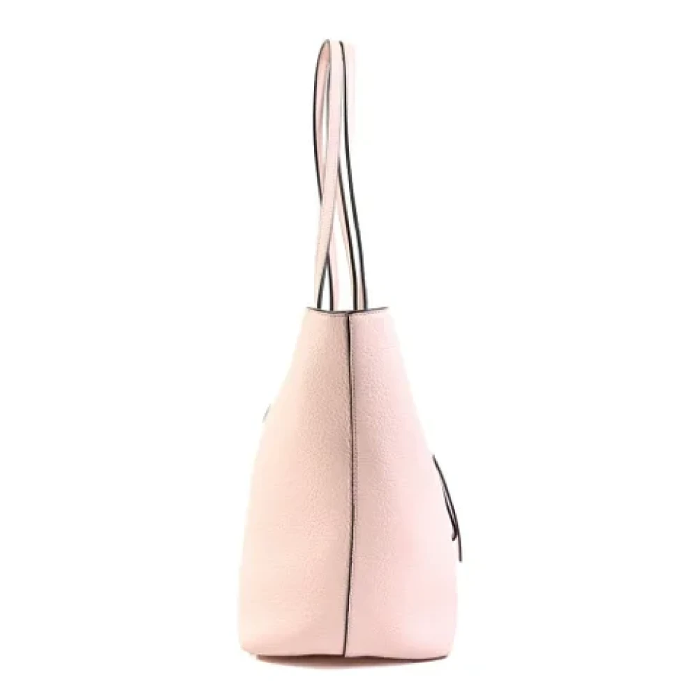 Salvatore Ferragamo Pre-owned Leather shoulder-bags Pink Dames