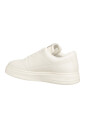 baskets-unies-a-lacets
