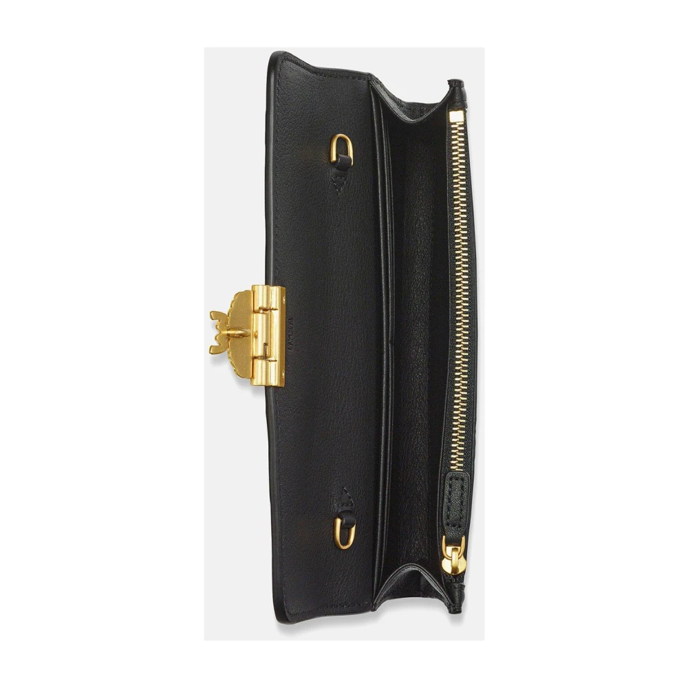 MCM Tracy portemonnee van geperst leer met monogram en kettingriem Black Dames