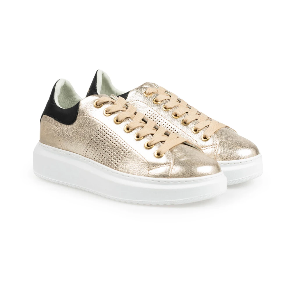 Baldinini Hoogwaardige leren sneakers Dames Schoenen Geel