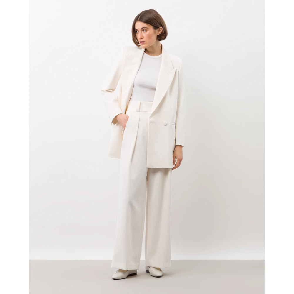 IVY OAK Peak Lapel Tuxedo Blazer Elegant Style White Dames