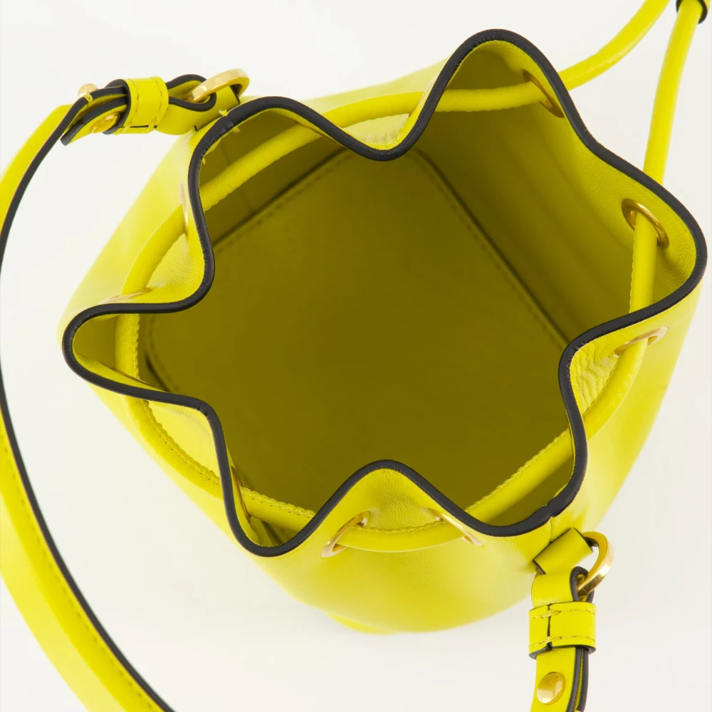 Valentino Garavani Metallic Logo Bucket Tas Yellow Dames