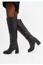 bottes-classiques-en-cuir-intemporelles