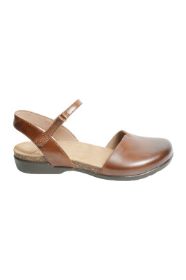 brown-leather-slingback-sandals