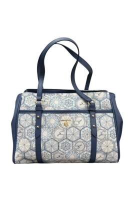 blue-shoppers-bag