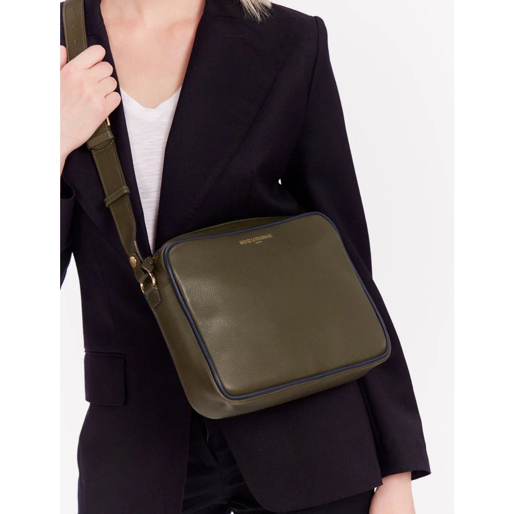 Ines De La Fressange Paris Marcia L schoudertas khaki leer met marineblauwe afwerking Green Dames