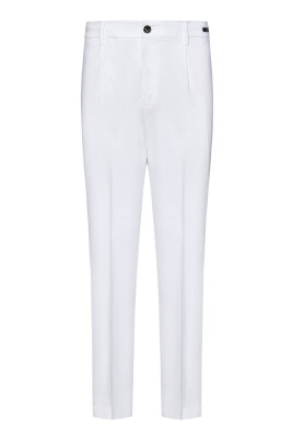 white-drawstring-trousers-single-pleat-design