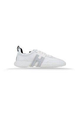 baskets-homme-en-cuir-a-lacets