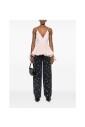 jean-classique-gris-fonce-avec-details-oeillets
