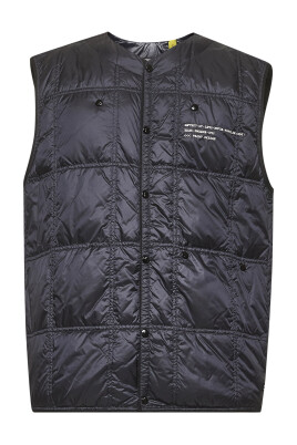 manteau-sans-manches-bleu-en-duvet